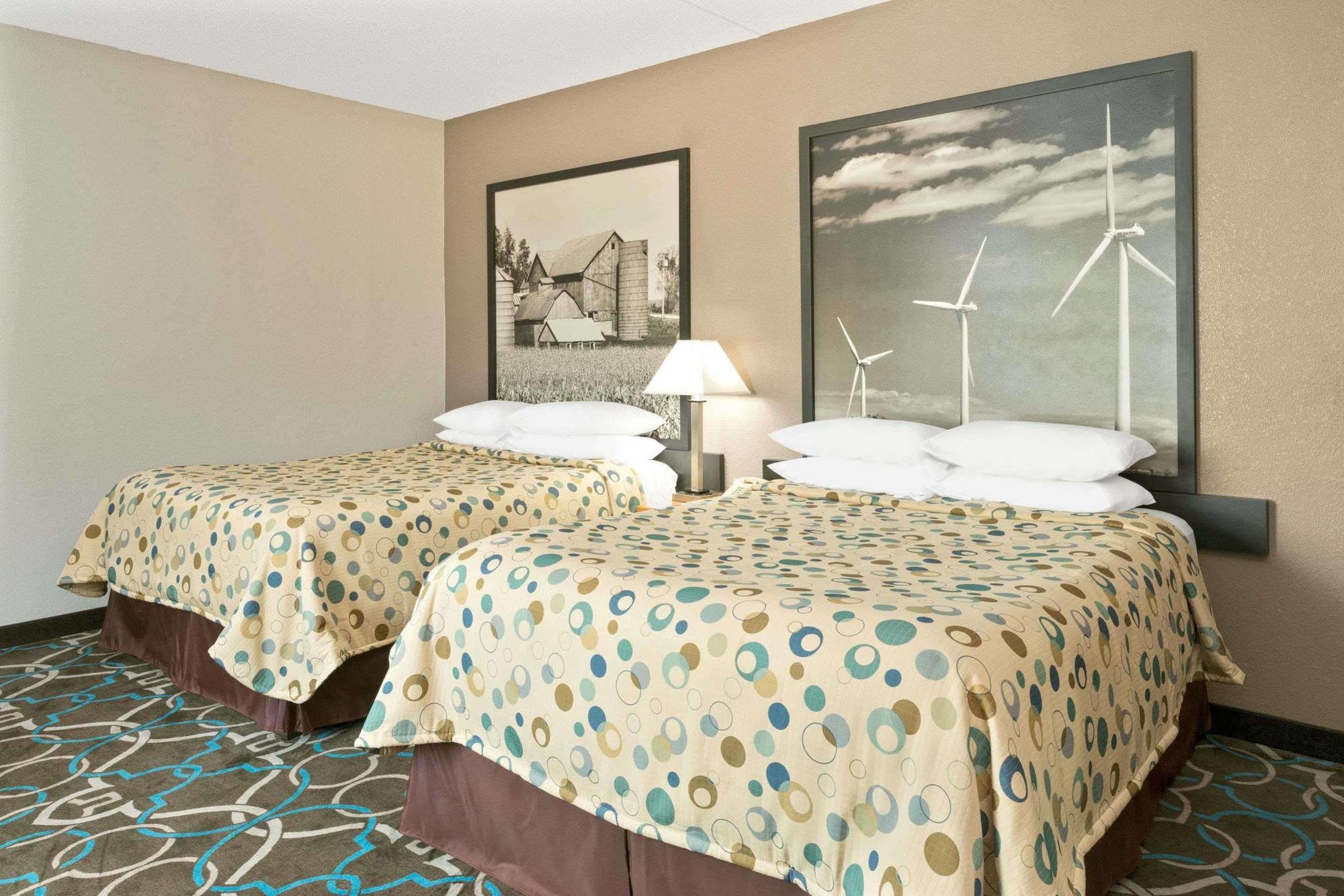 Super 8 By Wyndham Walnut Hotel Ngoại thất bức ảnh