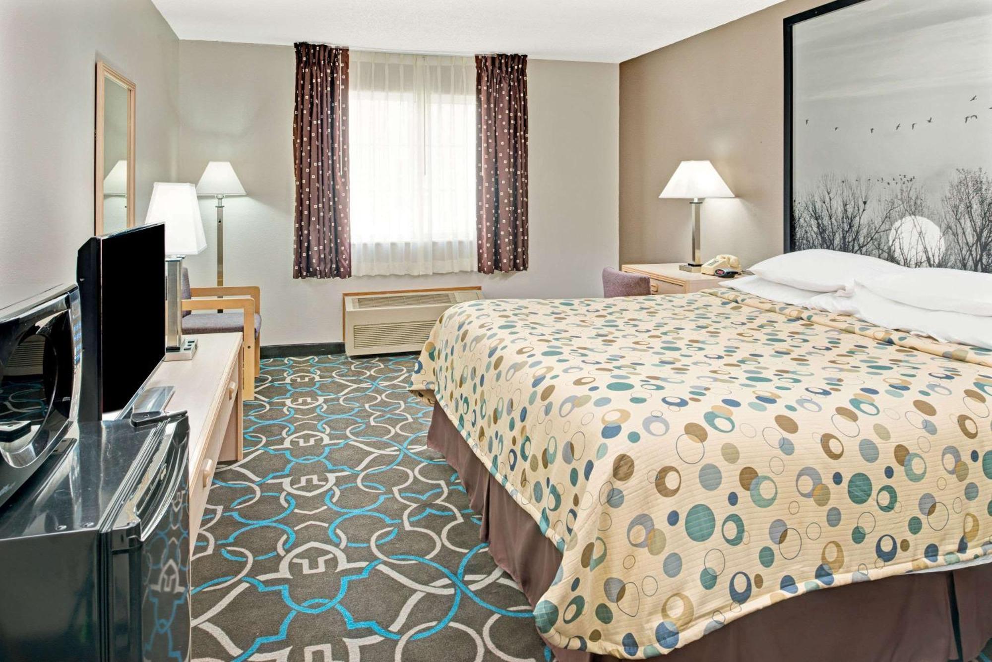 Super 8 By Wyndham Walnut Hotel Ngoại thất bức ảnh